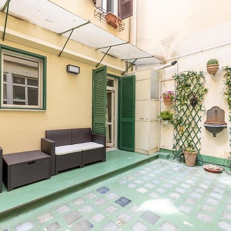 Charming Apartment With Patio A Few Steps From Colosseum Bagian luar foto