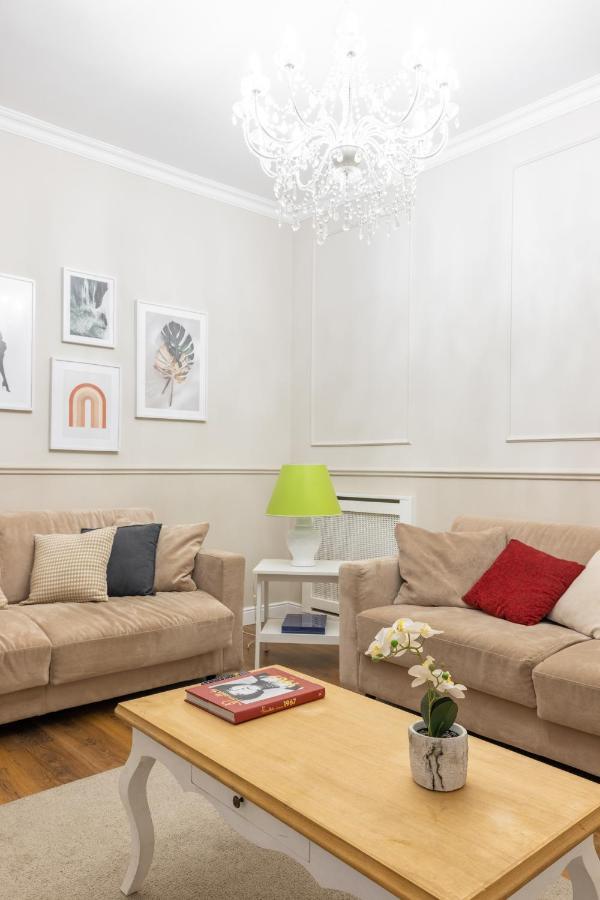 Charming Apartment With Patio A Few Steps From Colosseum Bagian luar foto